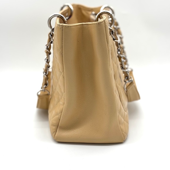 Chanel Beige Quilted Caviar Leather GST Shopper Tote - Picture 2 of 12